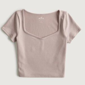 Hollister Seamless Ribbed Fabric Stretch Sweetheart Baby Tee